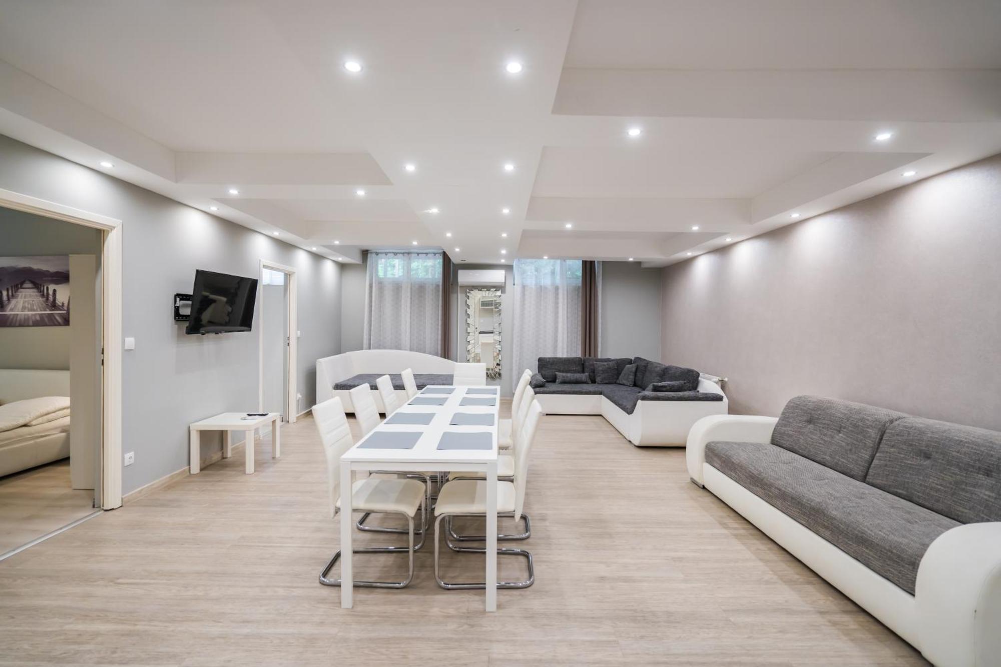 Riviera Apartmanhaz ชิโอฟก ภายนอก รูปภาพ