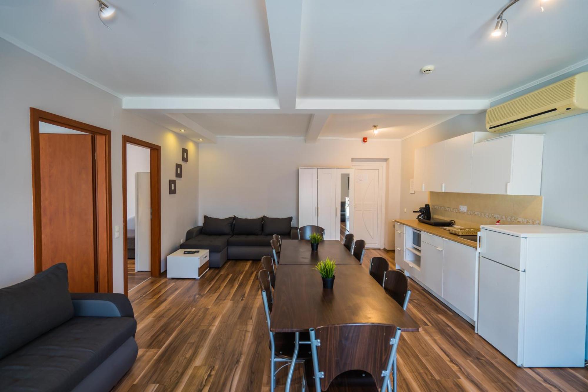 Riviera Apartmanhaz ชิโอฟก ภายนอก รูปภาพ