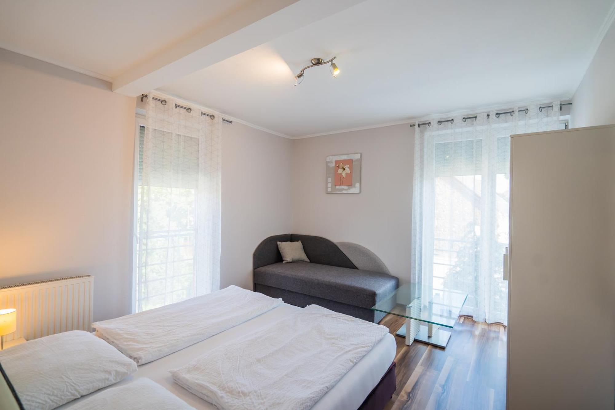 Riviera Apartmanhaz ชิโอฟก ภายนอก รูปภาพ