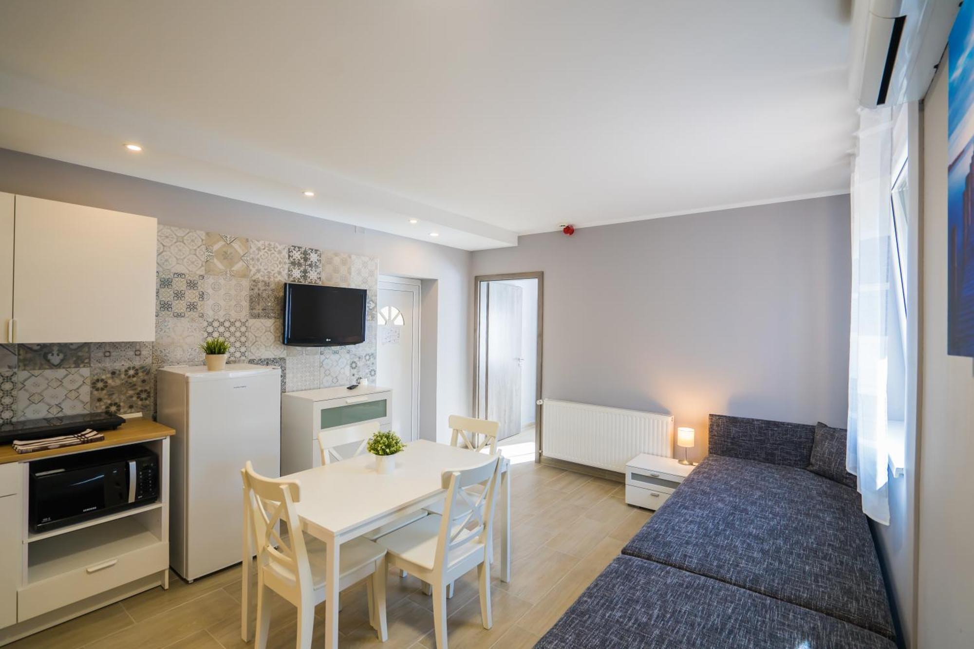 Riviera Apartmanhaz ชิโอฟก ภายนอก รูปภาพ