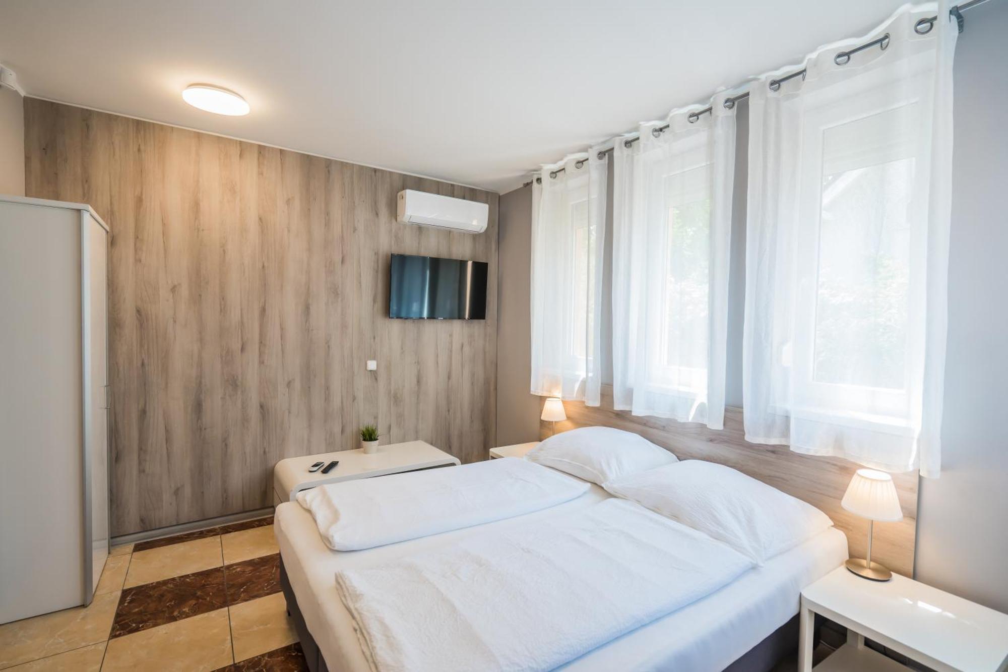 Riviera Apartmanhaz ชิโอฟก ภายนอก รูปภาพ